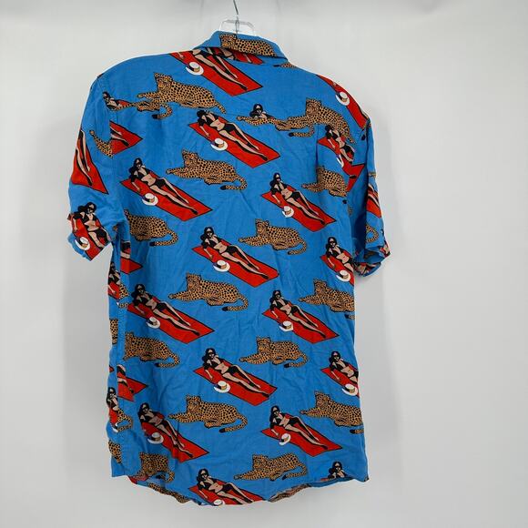 Baha Llama Mens Button Up Shirt Size S Cheetah Bathing Beauties Novelty Kitsch - Picture 2 of 10